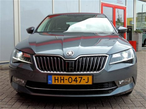 Skoda Superb - 1.6 TDI DSG/Aut7 120pk Ambition BNS (full options) - 1