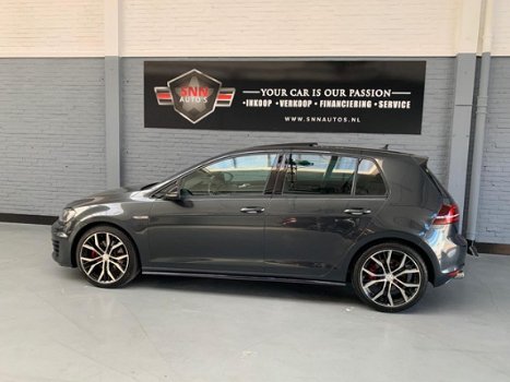 Volkswagen Golf - 2.0 TDI GTD Rijk uitgerust | Sportsound |18-inch | Leder/sportstoelen | Panoramada - 1