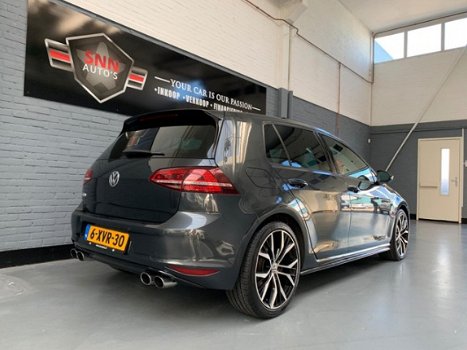 Volkswagen Golf - 2.0 TDI GTD Rijk uitgerust | Sportsound |18-inch | Leder/sportstoelen | Panoramada - 1