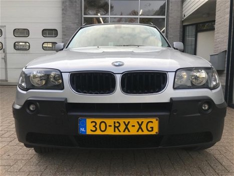 BMW X3 - 2.0i Executive/Airco/Pdc/Multi.Stuur/Trekhaak/Youngtimer - 1