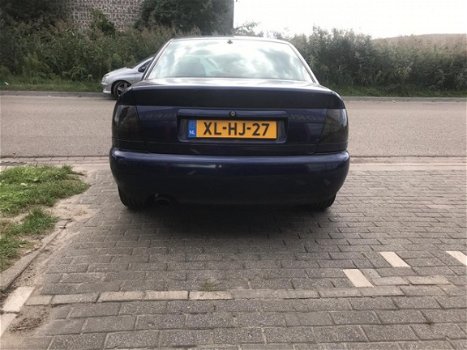 Audi A4 - 1.8 5V Advance - 1