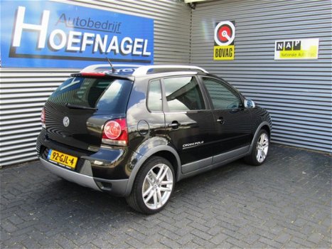 Volkswagen Polo - 1.4-16V Cross - 1