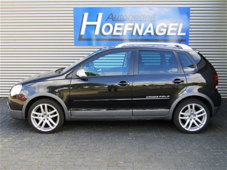 Volkswagen Polo - 1.4-16V Cross - 1