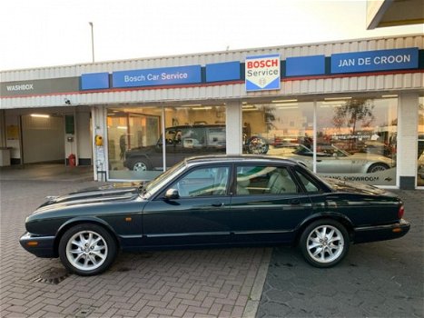 Jaguar XJ - 3.2 V8 EXECUTIVE - Youngtimer - Climate/Leder/Automaat - 1