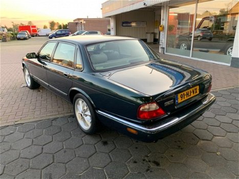 Jaguar XJ - 3.2 V8 EXECUTIVE - Youngtimer - Climate/Leder/Automaat - 1