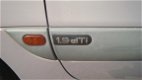 Renault Espace - 1.9 dTi Expression 6 Persoons Clima Bj 2001 zeer mooi - 1 - Thumbnail