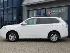 Mitsubishi Outlander - Incl. BTW / 2.0 PHEV Business Edition, Camera / Navigatie / Climate control