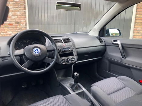 Volkswagen Polo - 1.4-16V -5 Deurs- Nieuwe APK - 1