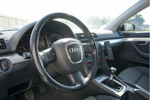 Audi A4 - 2.0 Pro Line | ECC | TREKHAAK | NAVI - 1