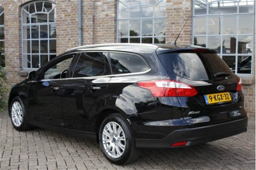 Ford Focus Wagon - 1.6 TDCI ECOnetic Lease Titanium Navi, Leder, Full option, Telefoon, Cruise, PDC - 1