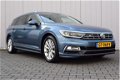 Volkswagen Passat Variant - 1.6 TDI Business Edition R-Line DSG Leder/Alcantara, Panoramadak, Camera - 1 - Thumbnail