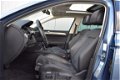 Volkswagen Passat Variant - 1.6 TDI Business Edition R-Line DSG Leder/Alcantara, Panoramadak, Camera - 1 - Thumbnail