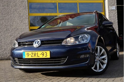 Volkswagen Golf Variant - 2.0 TDI Highline BJ2015 LMV17