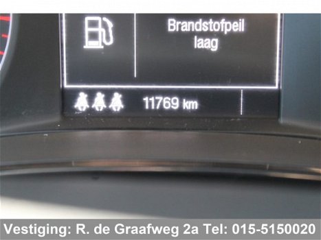 Opel Mokka X - 1.4 Turbo Innovation | Navigatie | Cruise control | Parkeersensoren | Privacy Glass - 1