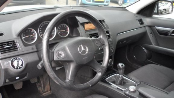 Mercedes-Benz C-klasse - 200 K Airco Schuif/kantel dak Zeer Nette Auto Stoelverw - 1