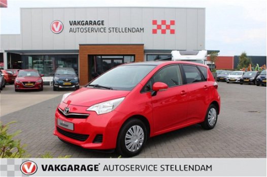 Toyota Verso S - 1.3 VVT-i Aspiration PDC/NAVI/PANO DAK/NIEUWSTAAT - 1