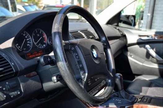 BMW X5 - 3.0d High Edition Navi Trekhaak afneembaar Leder Comfortstoelen - 1