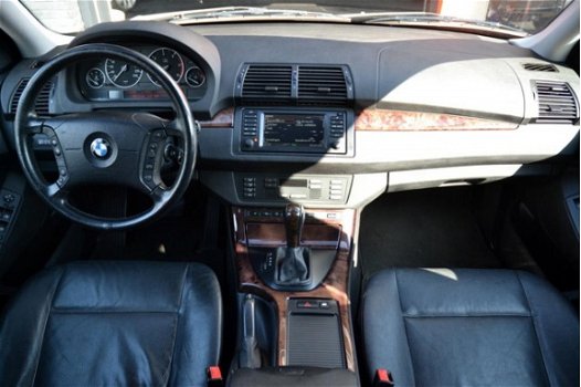 BMW X5 - 3.0d High Edition Navi Trekhaak afneembaar Leder Comfortstoelen - 1