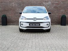 Volkswagen Up! - 1.0 BMT move up 60PK Parkeersensoren achter, Airco, Cruise control, Design 'White C