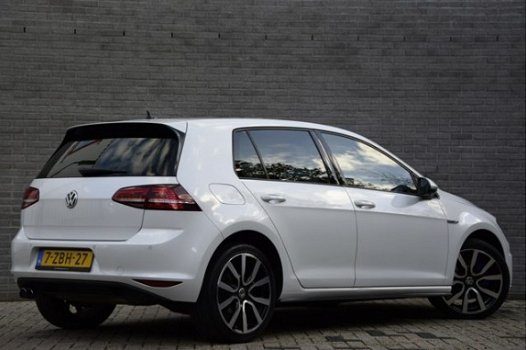 Volkswagen Golf - 1.4 TSI GTE Navi | Led | Dsg | Acc Incl BTW - 1