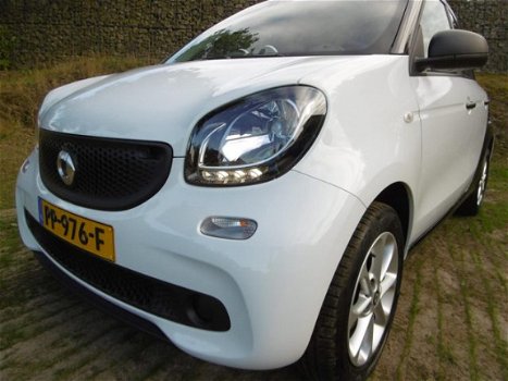 Smart Forfour - BLACK&WHITE/AIRCO/LED/CRUISE/LM/INR.&GAR.MOGELIJK - 1