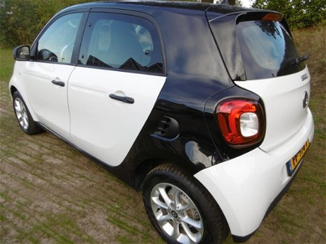 Smart Forfour - BLACK&WHITE/AIRCO/LED/CRUISE/LM/INR.&GAR.MOGELIJK - 1