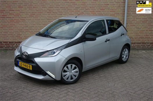 Toyota Aygo - 1.0 VVT-i x-now - 1