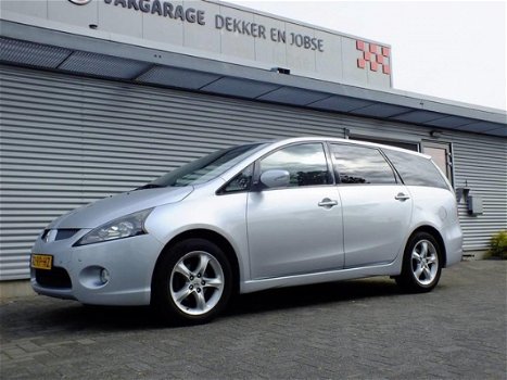 Mitsubishi Grandis - 2.4-16V Intense 6p - 1