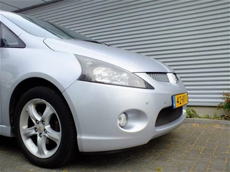 Mitsubishi Grandis - 2.4-16V Intense 6p - 1