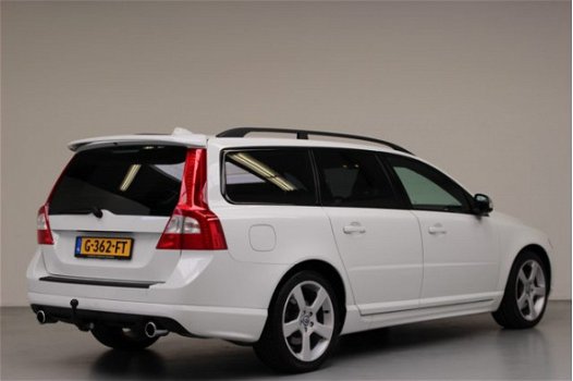 Volvo V70 - 2.5T 231pk R-Design Automaat | Rijklaarprijs - 1