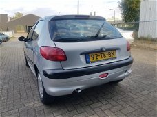 Peugeot 206 - 1.4 Gentry