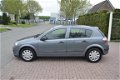 Opel Astra - 1.6 Essentia 5 deurs *AIRCO* Nieuwe APK - 1 - Thumbnail