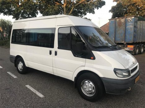 Ford Transit - 330S 2.4TDdi - 1