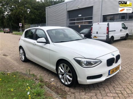 BMW 1-serie - 116i Executive als nieuw weinig km's - 1