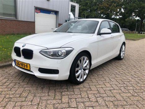 BMW 1-serie - 116i Executive als nieuw weinig km's - 1