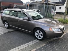 Volvo V70 - 1.6D DRIVe Kinetic / airco / parkeersensoren / cruise control