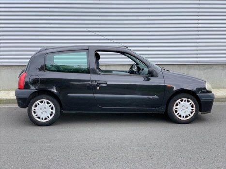 Renault Clio - 1.2 RN - 1