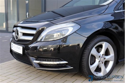 Mercedes-Benz B-klasse - 180 Blue Efficiency Automaat Exclusive Memory Sport Panoschuifdak Leder Com - 1