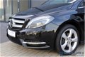 Mercedes-Benz B-klasse - 180 Blue Efficiency Automaat Exclusive Memory Sport Panoschuifdak Leder Com - 1 - Thumbnail