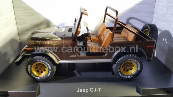 Jeep CJ-7 bruin 1:18 Modelcar group - 1