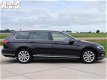 Volkswagen Passat Variant - 1.6 TDi AUTOMAAT RLine Leer Xenon - 1 - Thumbnail