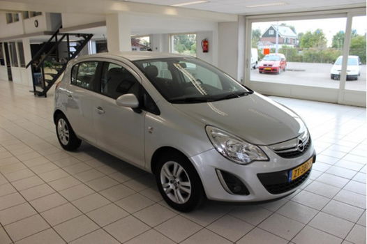 Opel Corsa - 1.2-16V Anniversary Edition - 1