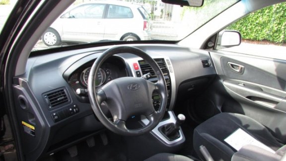 Hyundai Tucson - 2.0i Style NAVI/AIRCO/TREKHAAK - 1