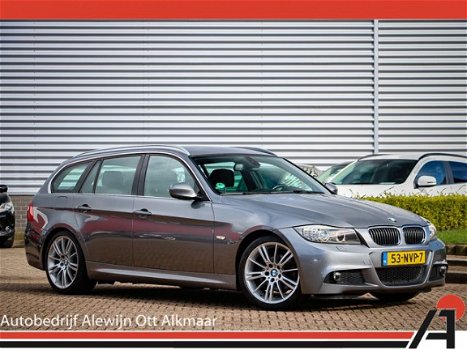 BMW 3-serie Touring - 320i M Sport Edition AUTOMAAT, Groot Navi, Alcantara, Bi-Xenon - 1