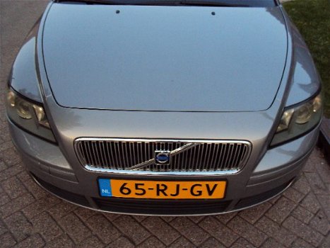 Volvo V50 - Benzine 1.8 16V 125PK - 1