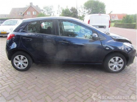 Mazda 2 - 2 1.3 BIFUEL Cool - 1