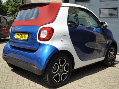 Smart Fortwo cabrio - EQ prime Bns Solution Cool & Media - 1