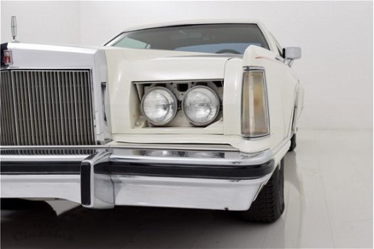 Lincoln Continental - Mark V 2D Hardtop Coupe - 1