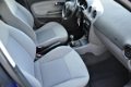 Seat Cordoba - 1.4-16V Signo , CLIMA, 5-DRS, NL-AUTO, N.A.P - 1 - Thumbnail