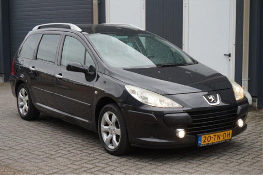 Peugeot 307 SW - 2.0-16V Pack Panorama dak - 1